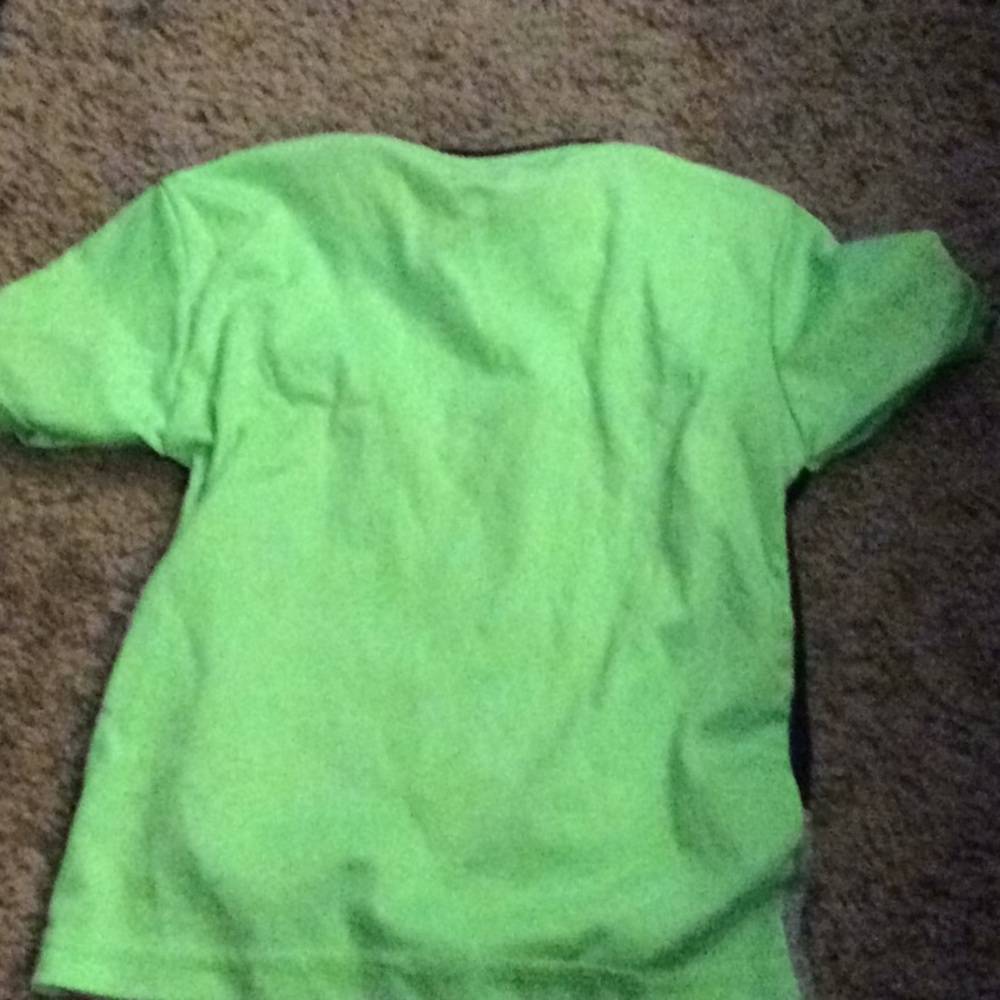 Workout shirt - Picture 2 of 2